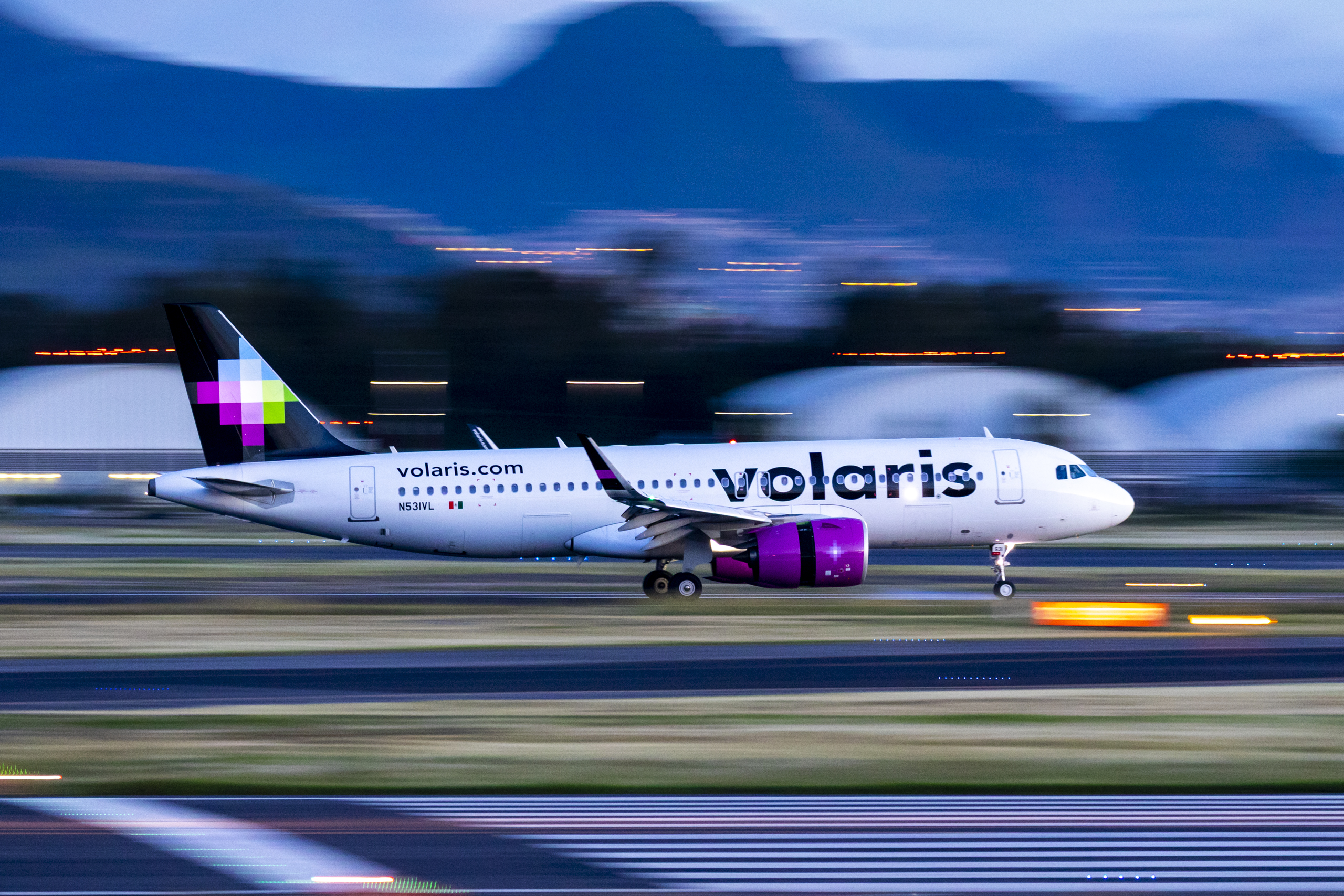 Canon EOS 7D Mark II | EXIF: 220mm, f/5.6, 1/25sec, ISO-2000 | Photo by Christian González Verón | All rights reserved